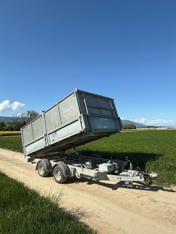 Remorque 3.5t a bois basculante