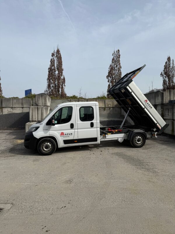 camionnette double cabine avec pont basculant – Image 2